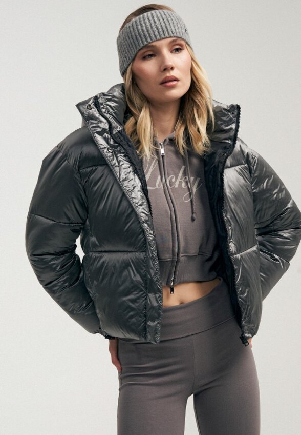 Пуховик Твое