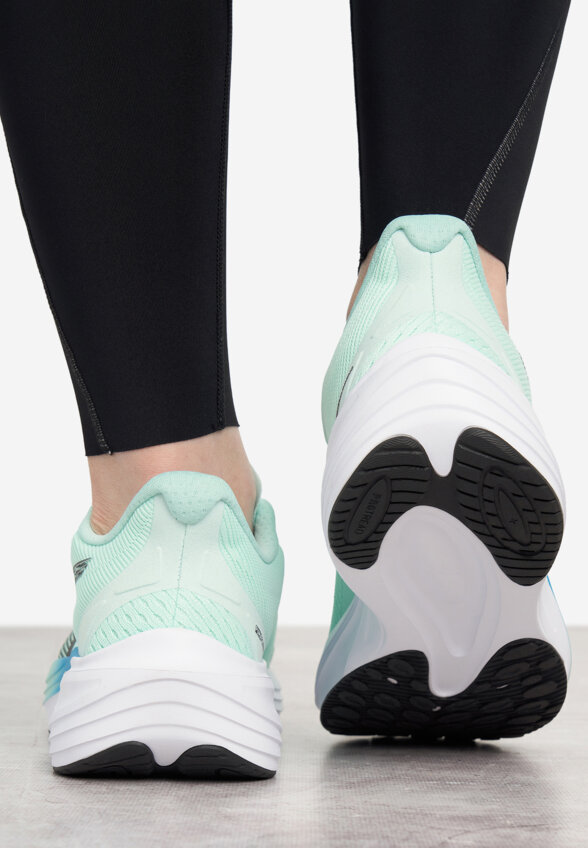 Кроссовки женские PUMA Darter Pro, Зеленый