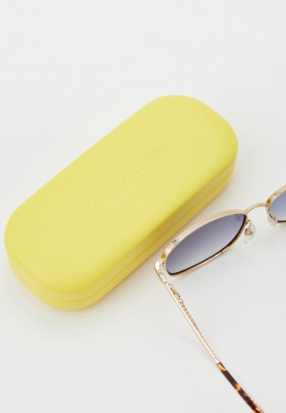 Очки солнцезащитные и цепочка Marc Jacobs