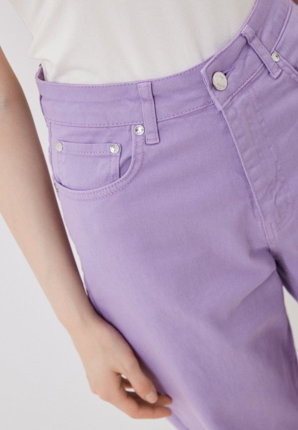 Джинсы Vitacci