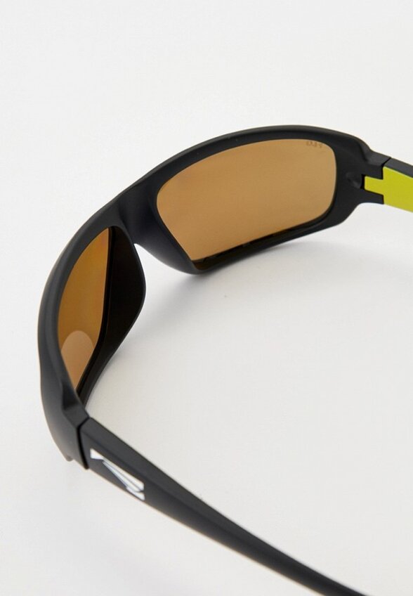 Очки солнцезащитные Lip