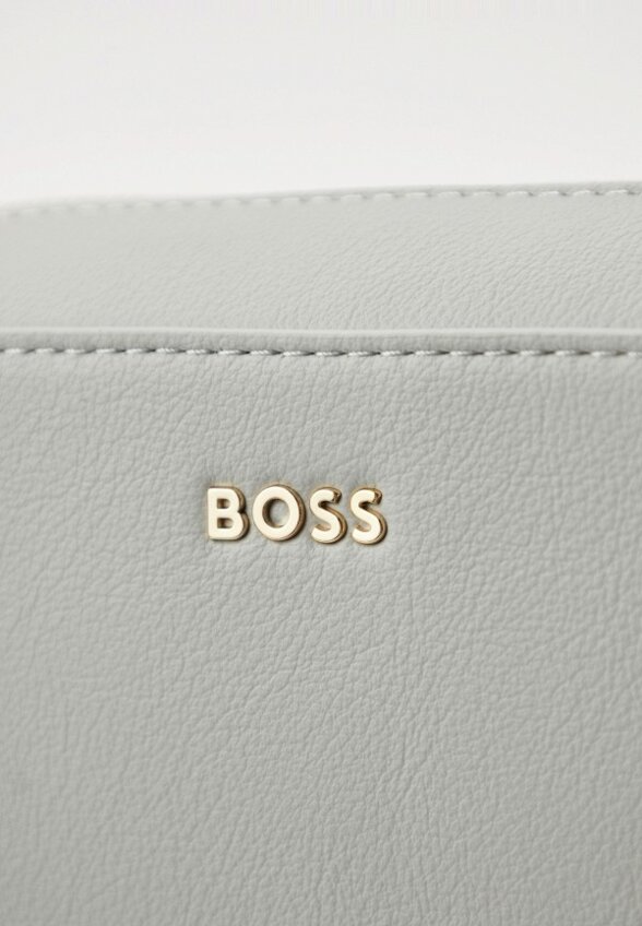 Сумка и брелок Boss