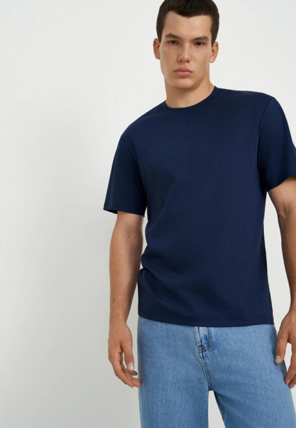 Футболка Finn Flare