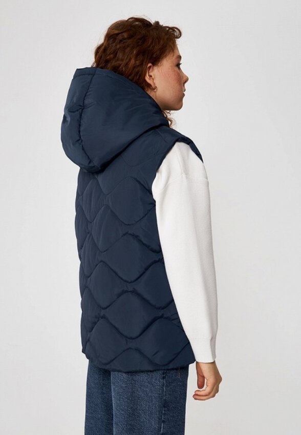 Жилет утепленный Acoola