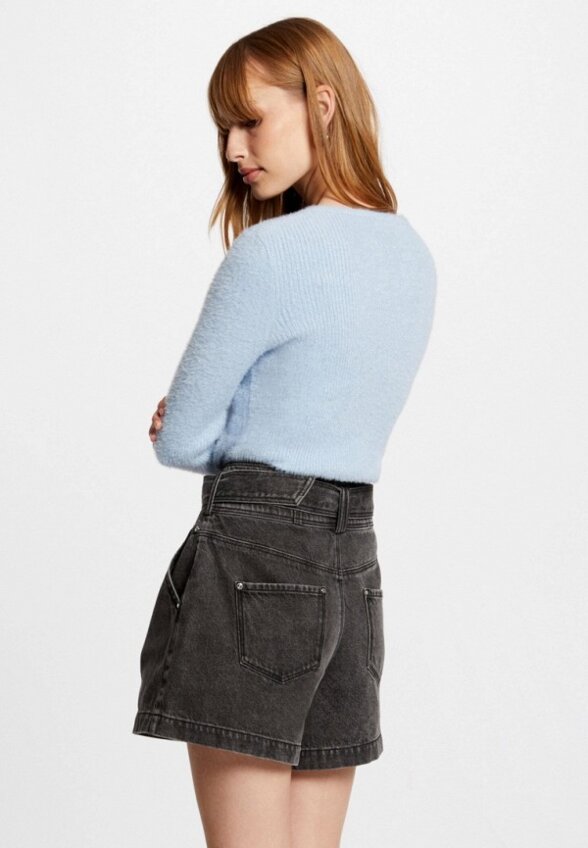 Пуловер Morgan