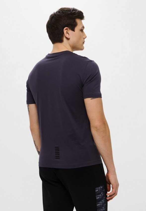 Футболка EA7