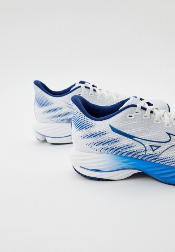 Кроссовки Mizuno