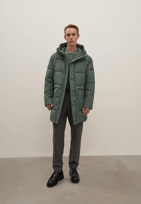 Пуховик Finn Flare