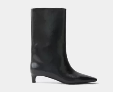 ПОЛУСАПОГИ ИЗ ГЛЯНЦЕВОЙ КОЖИ