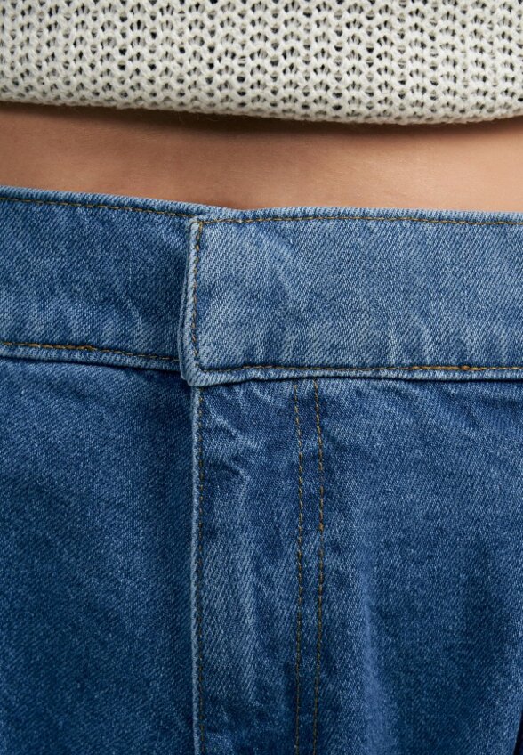 Джинсы Твое