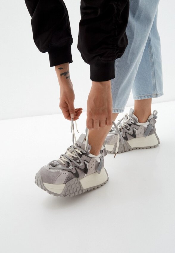 Кроссовки Sbalo