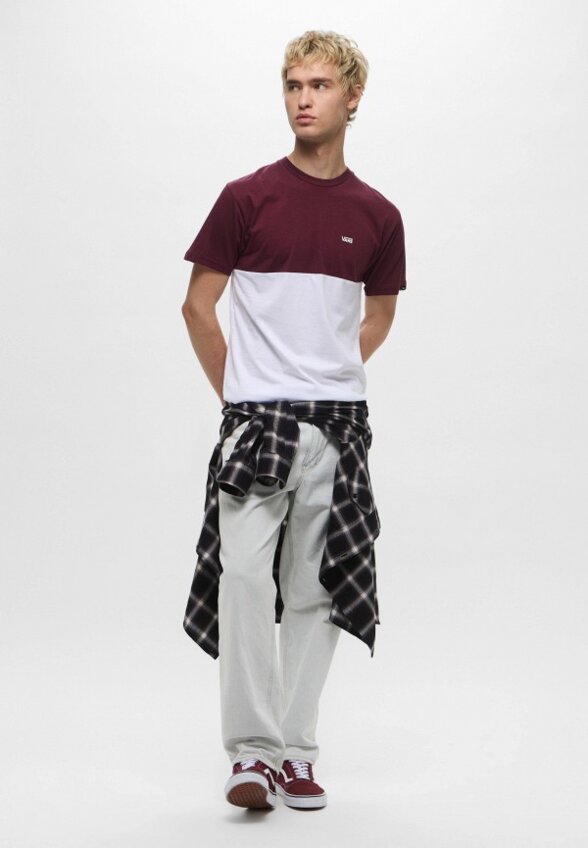 Футболка Vans