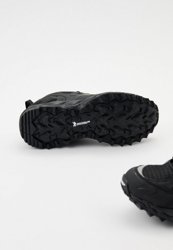 Кроссовки Mizuno