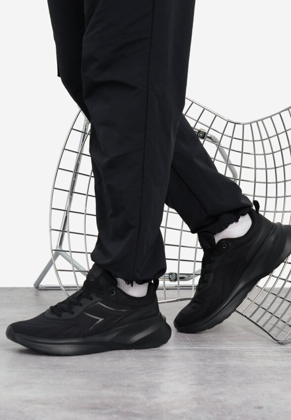 Кроссовки мужские Diadora Leggero Ing, Черный