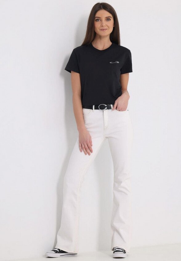 Футболка Апрель