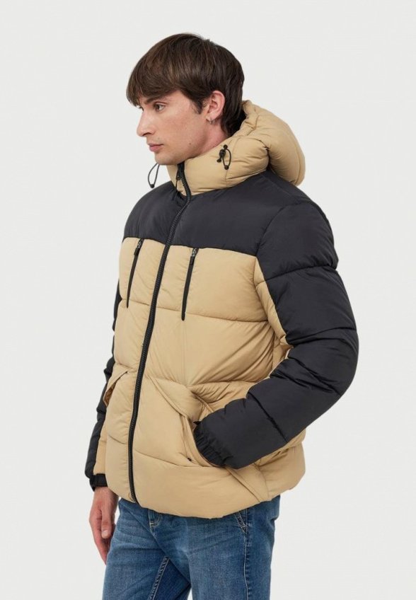 Пуховик Terranova