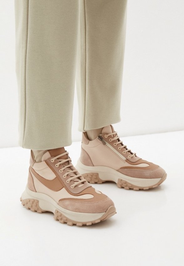 Кроссовки Vitacci