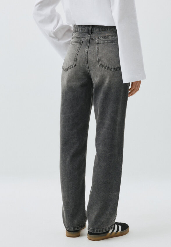 Джинсы Straight fit