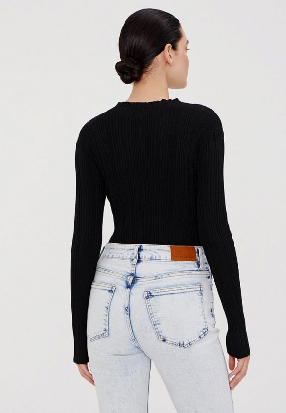 Джемпер To Be Blossom