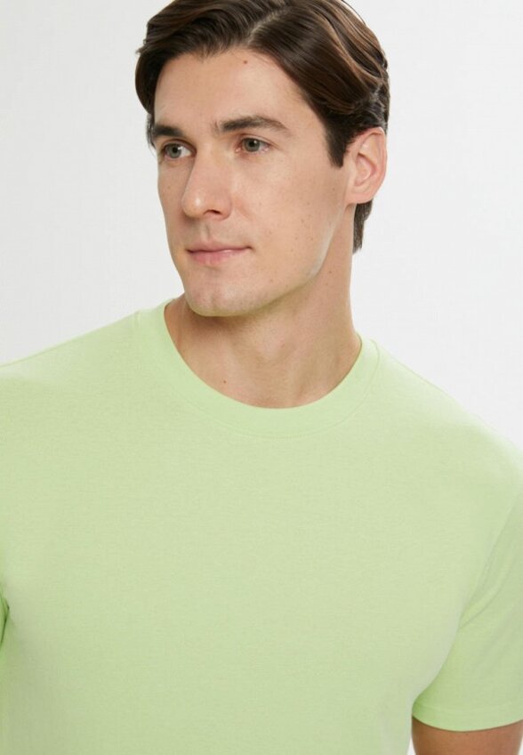 Футболка Finn Flare