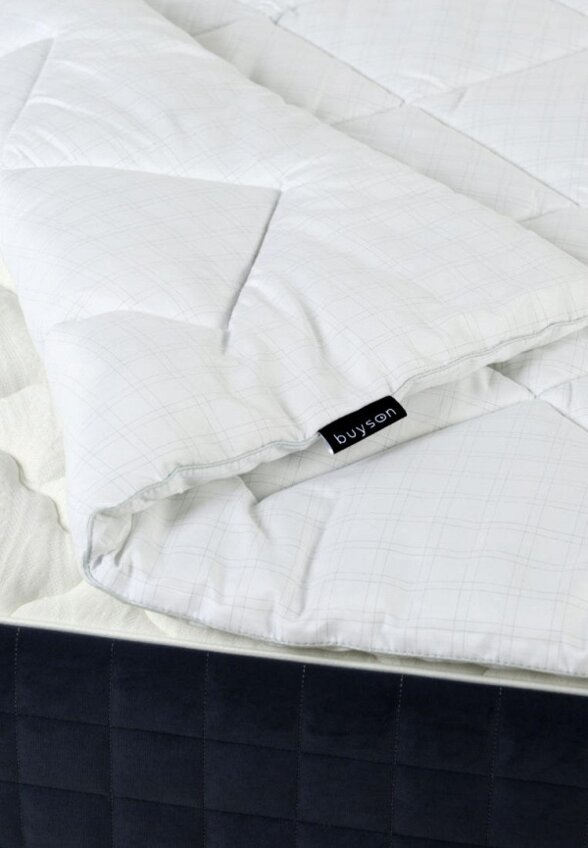 Одеяло 1,5-спальное buyson