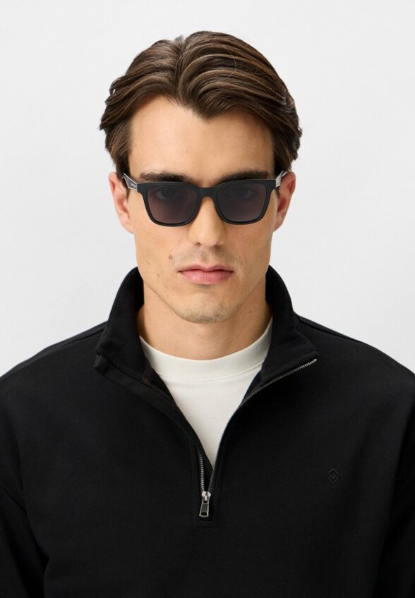 Очки солнцезащитные Calvin Klein Jeans