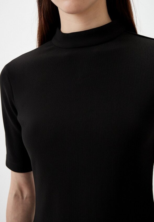 Водолазка Hugo