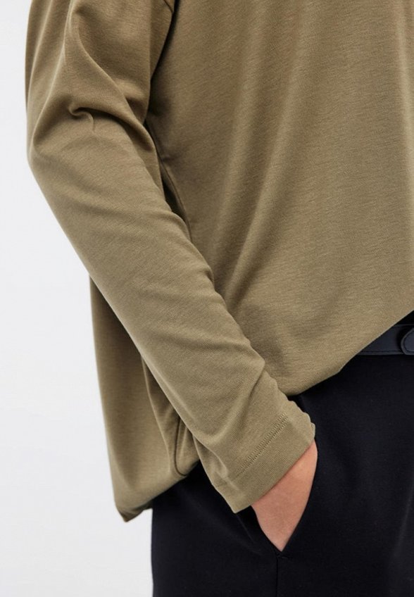 Лонгслив Baon