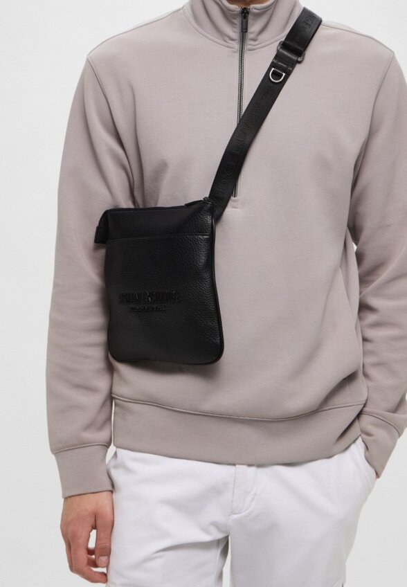 Сумка Armani Exchange