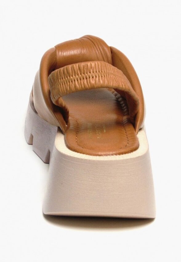 Босоножки Airbox