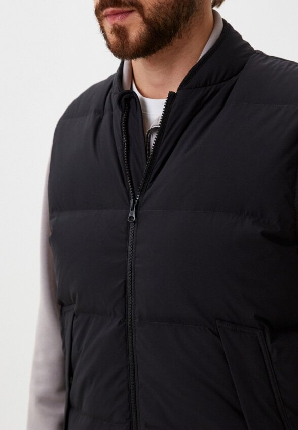 Жилет утепленный United Colors of Benetton