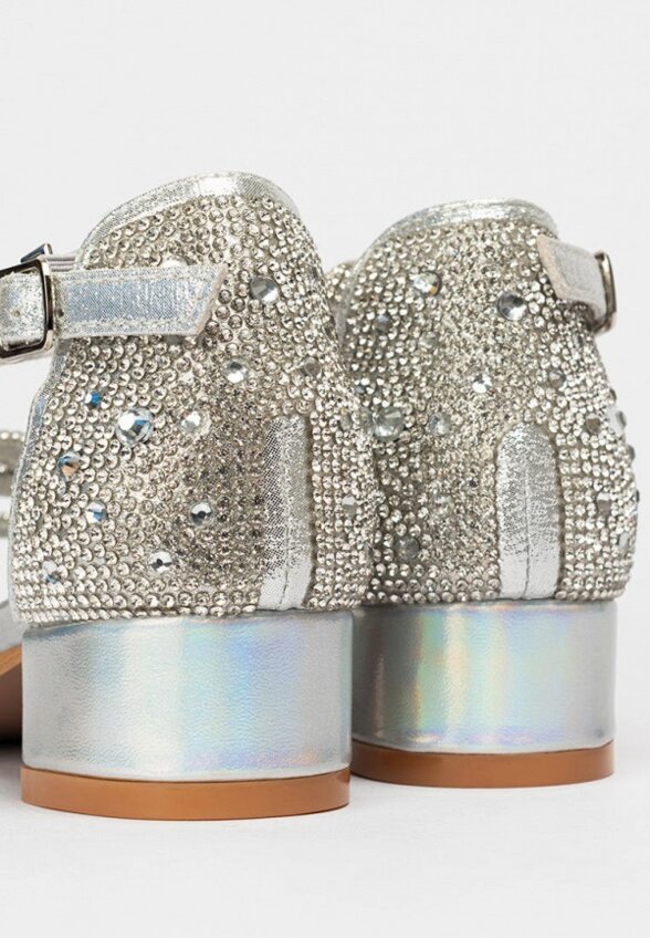 Босоножки Tikkago