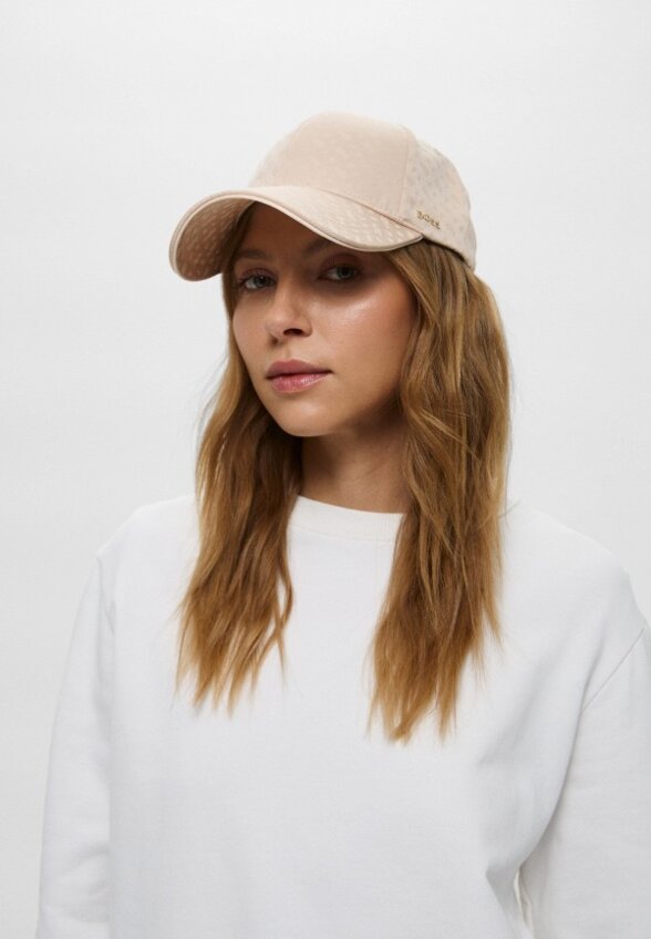 Бейсболка Boss