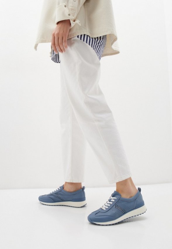 Кроссовки Caprice