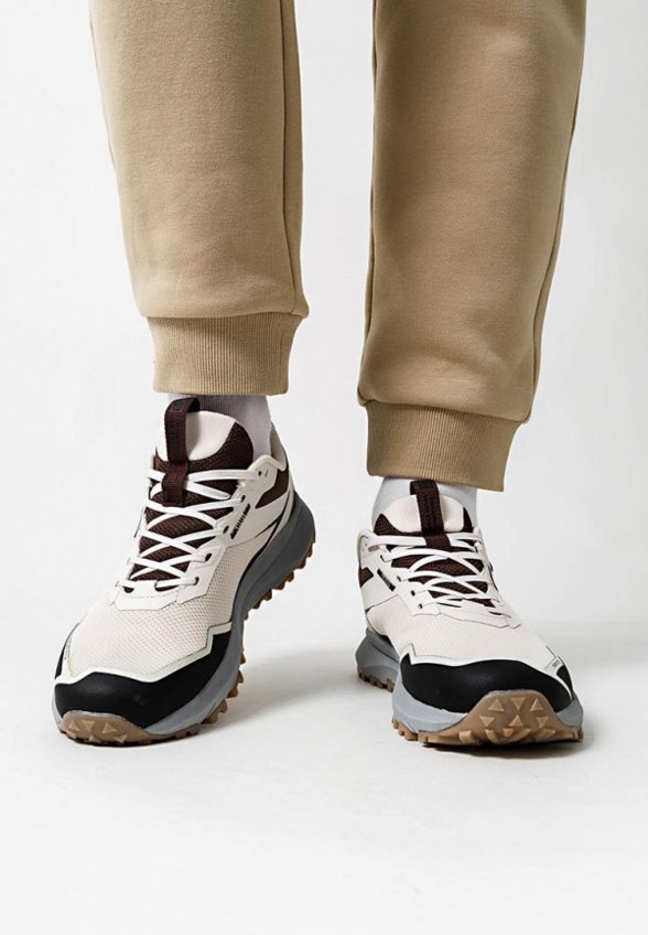 Кроссовки Baasploa