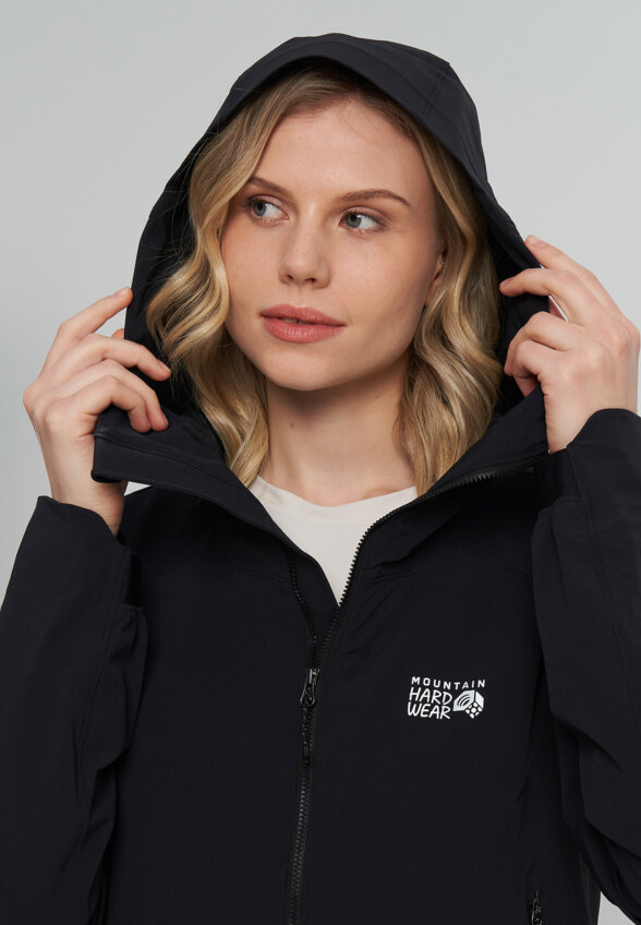 Куртка софтшелл женская Mountain Hardwear Chockstone Alpine Lt Hooded Jacket, Черный