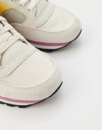 Кроссовки Saucony женщинам