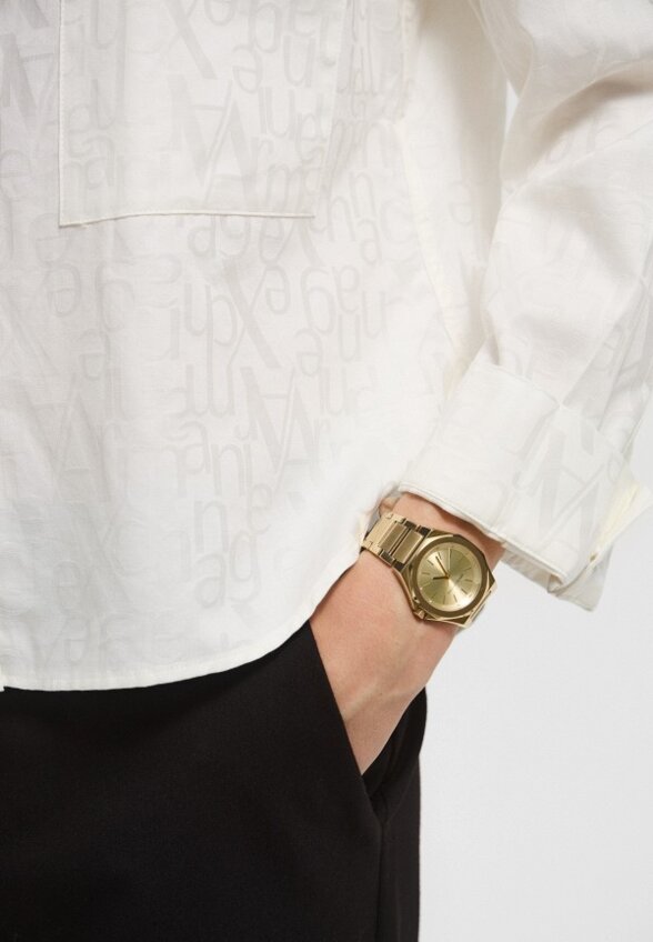 Часы Armani Exchange