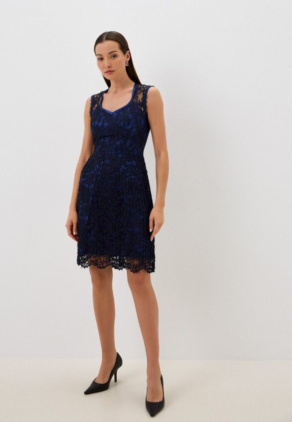 Платье MadaM T