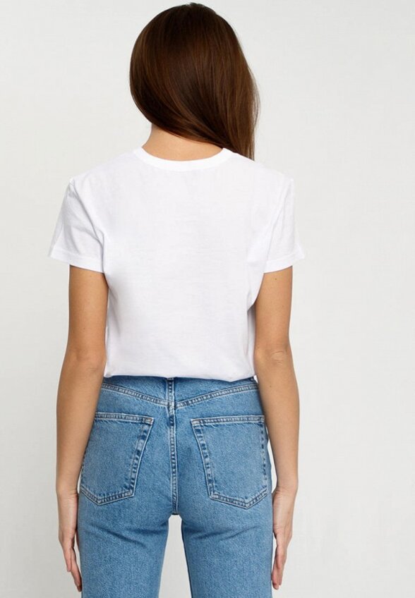 Футболка Апрель