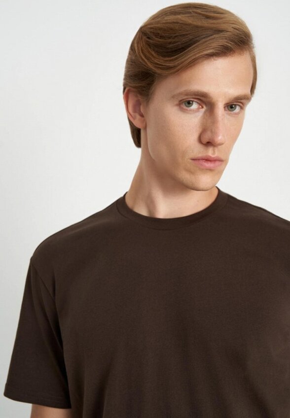 Футболка Finn Flare