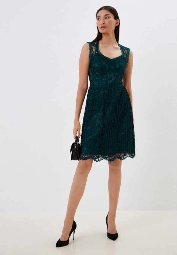 Платье MadaM T