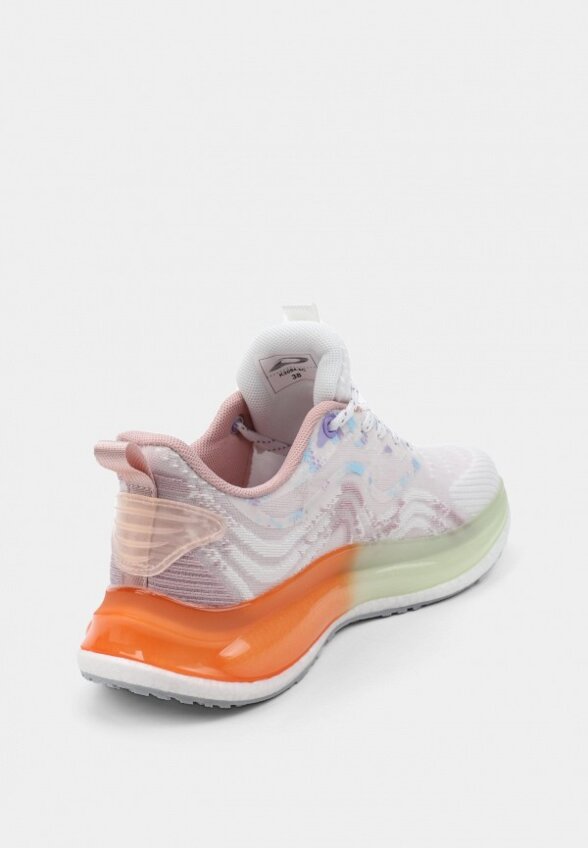 Кроссовки Kari