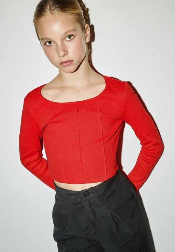 Лонгслив Sela