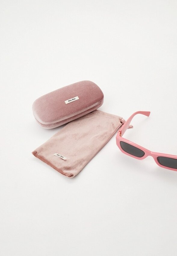 Очки солнцезащитные Miu Miu
