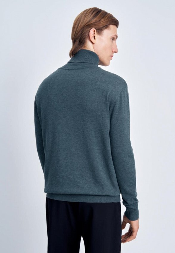 Водолазка Finn Flare