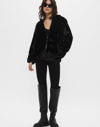 Куртка меховая H&M женщинам