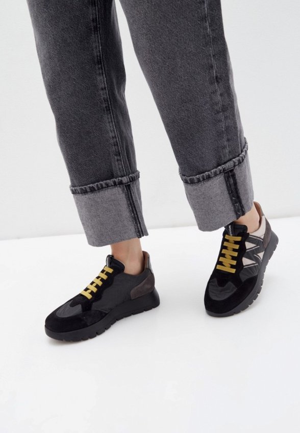 Кроссовки Wonders