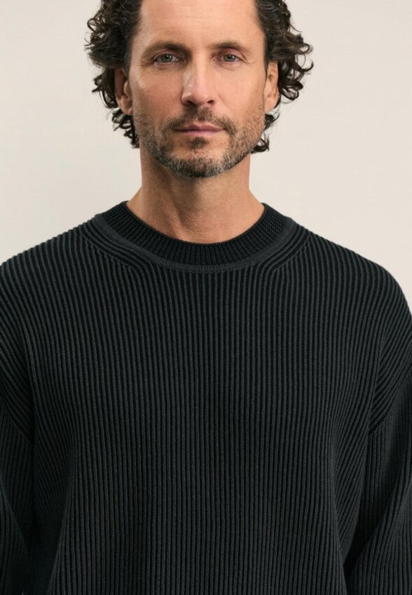 Джемпер Zrn Man