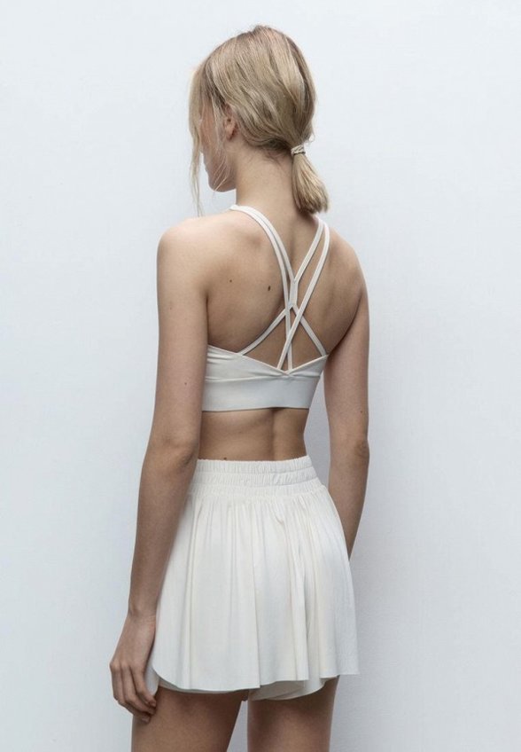 Топ спортивный Befree